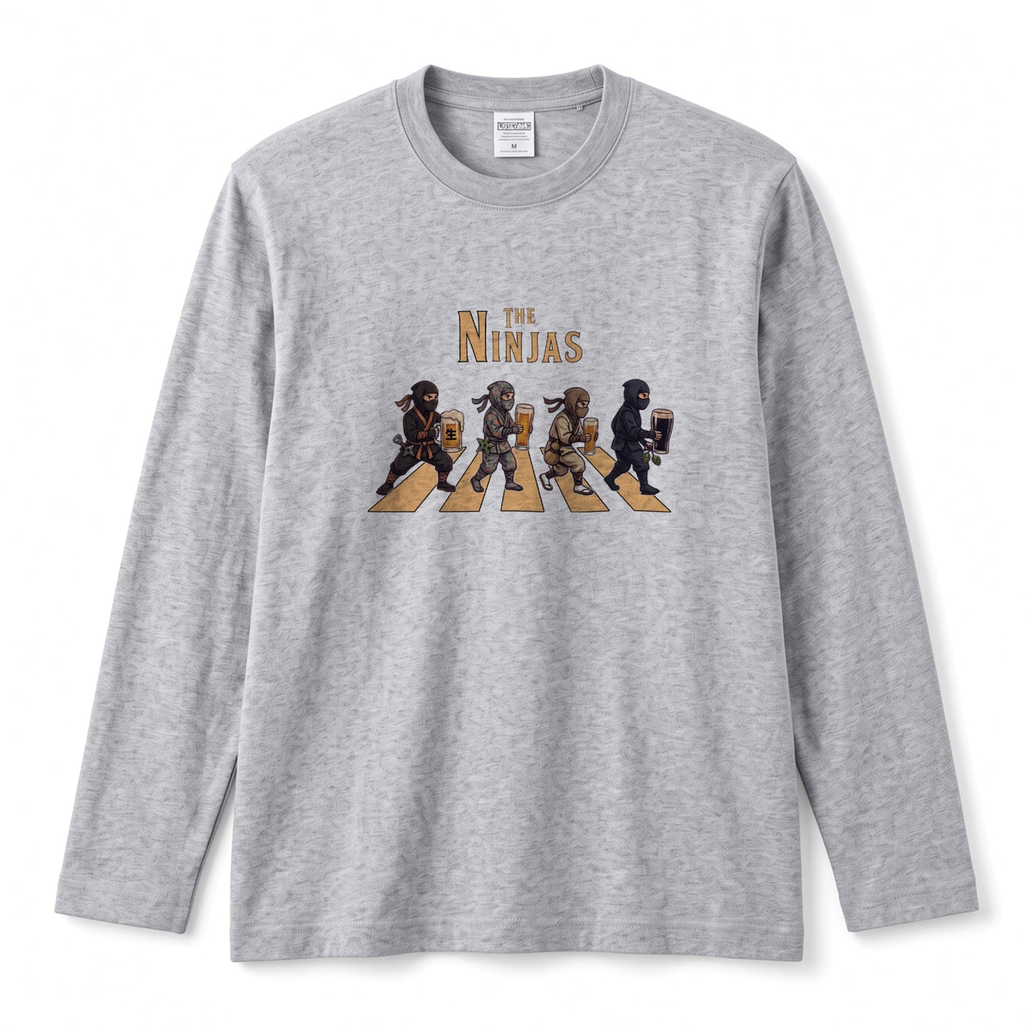 THE NINJAS | 忍びの宴 乾杯ビール ロック名盤オマージュ グラフィック 長袖Tシャツ【おもしろ雑貨・普段着・宴会・ユニセックス・ギフトに最適】