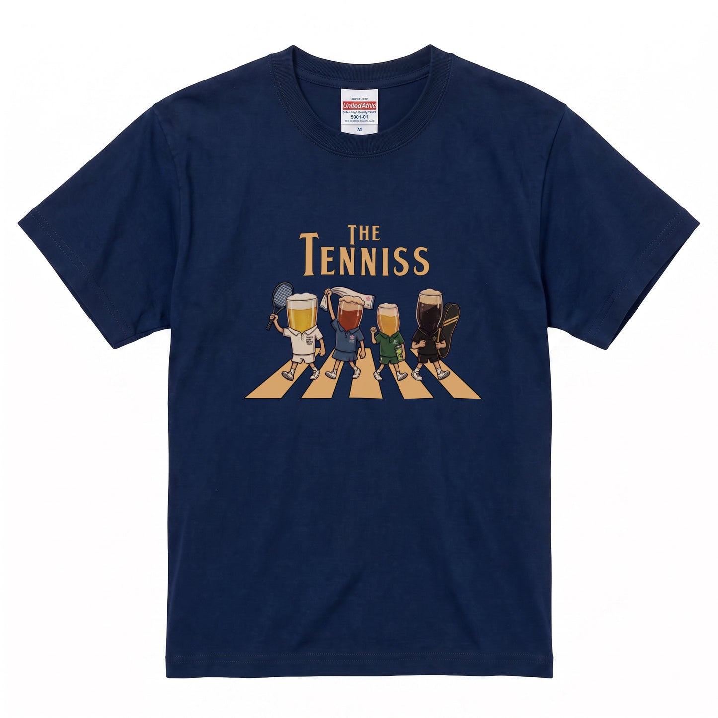 THE TENNISS | ビールたちのテニス 横断歩道 面白Tシャツ【テニス愛好家・ビール好き・ギフトに最適】