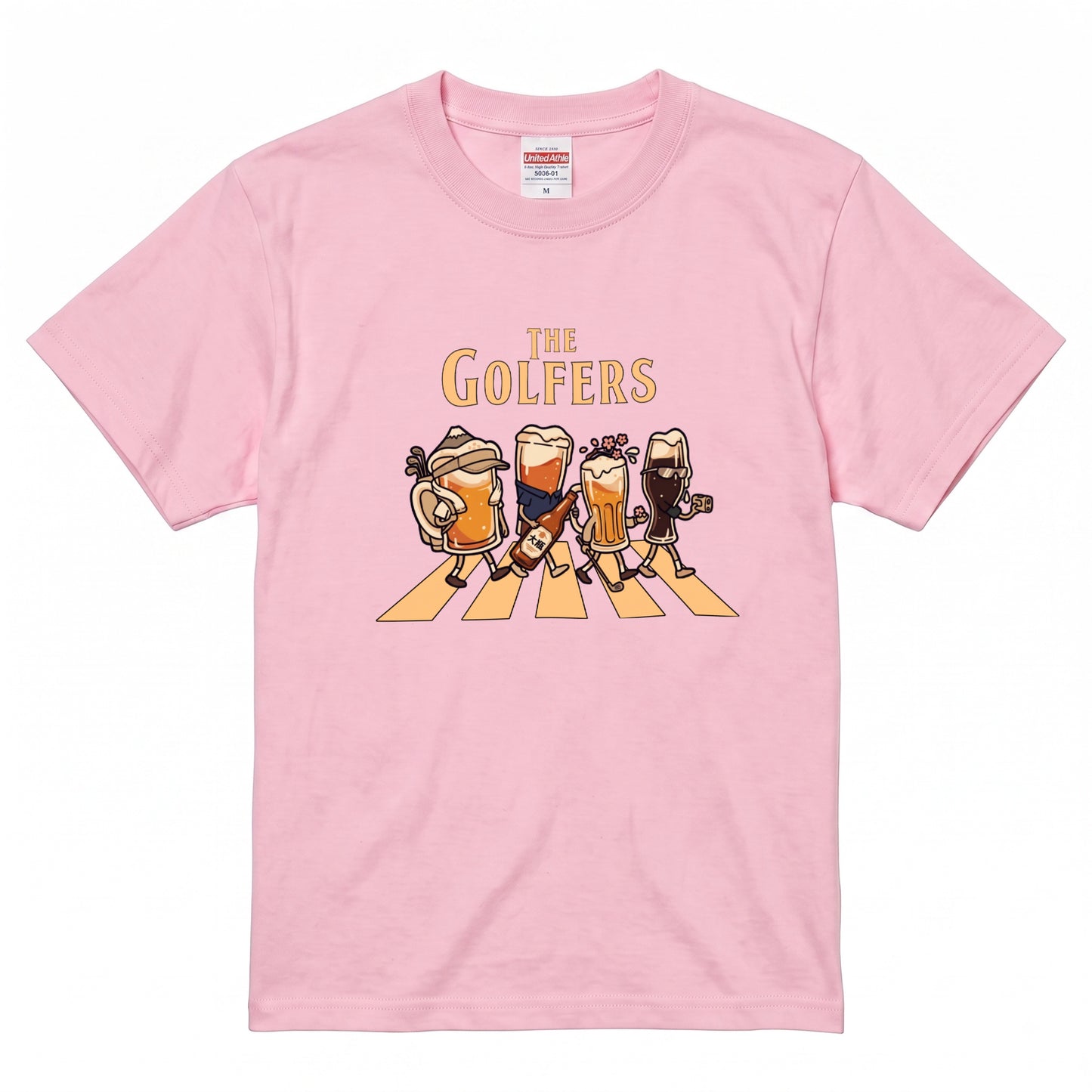 THE GOLFERS | ビールたちのゴルフ 横断歩道 面白Tシャツ【ゴルフ好き・父の日ギフトに最適】