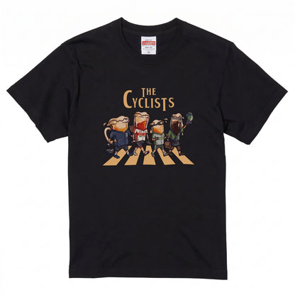 THE CYCLISTS | ビールたちのサイクリング 横断歩道 面白Tシャツ【自転車好き・ビール好き・ギフトに最適】