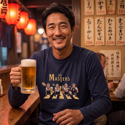 THE MASTERS | ザ・マスターズ | 居酒屋 大将 料理長 乾杯 ビール 横断歩道 パロディ イラスト ロングTシャツ【おもしろ・飲食業・賄い・父の日・開店祝い・プレゼントに最適】