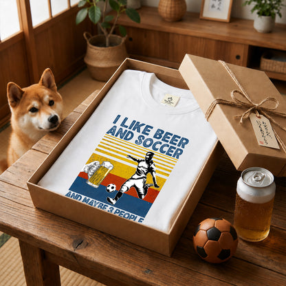 「I LIKE BEER AND SOCCER」ビール＆サッカーが好きTシャツ
