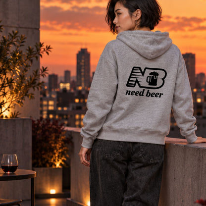 need beer スポーティー ビールジョッキ パーカー ｜バックプリント