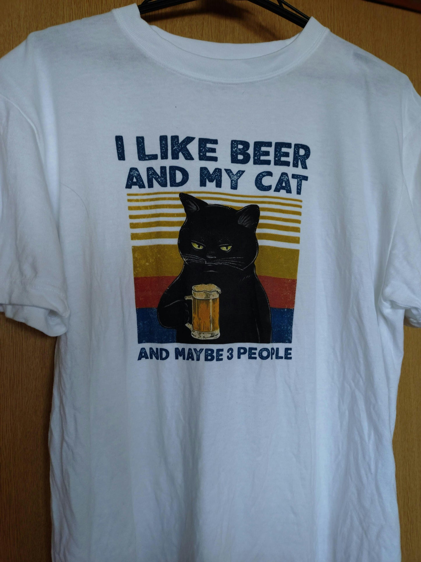 猫とビールが好き Tシャツ｜I LIKE BEER AND MY CAT｜飲み会・居酒屋で話題