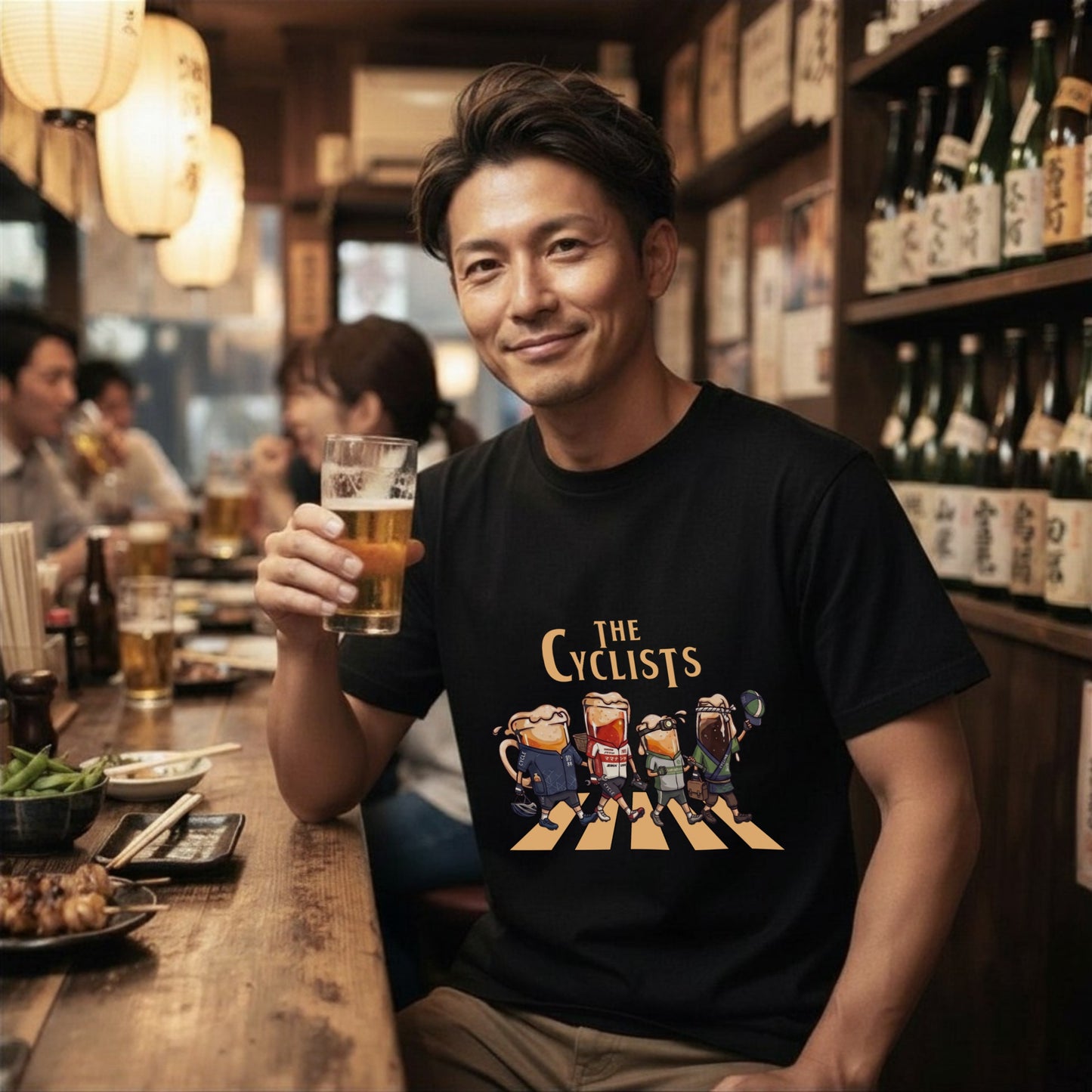 THE CYCLISTS | ビールたちのサイクリング 横断歩道 面白Tシャツ【自転車好き・ビール好き・ギフトに最適】