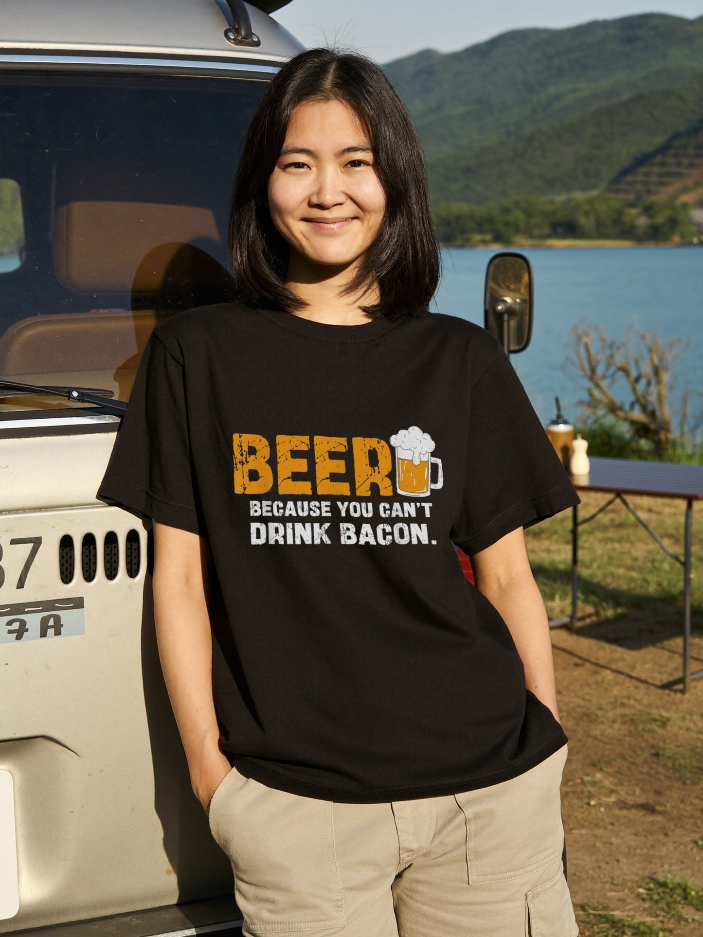 「BEER Because You Can't Drink Bacon 」シャツ ｜ ビール好き・おもしろ・飲み会に人気