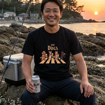 THE DOGS | 柴犬・プードル・チワワ・ダックスの乾杯 横断歩道 面白Tシャツ【愛犬家・ビール好き・ギフトに最適】