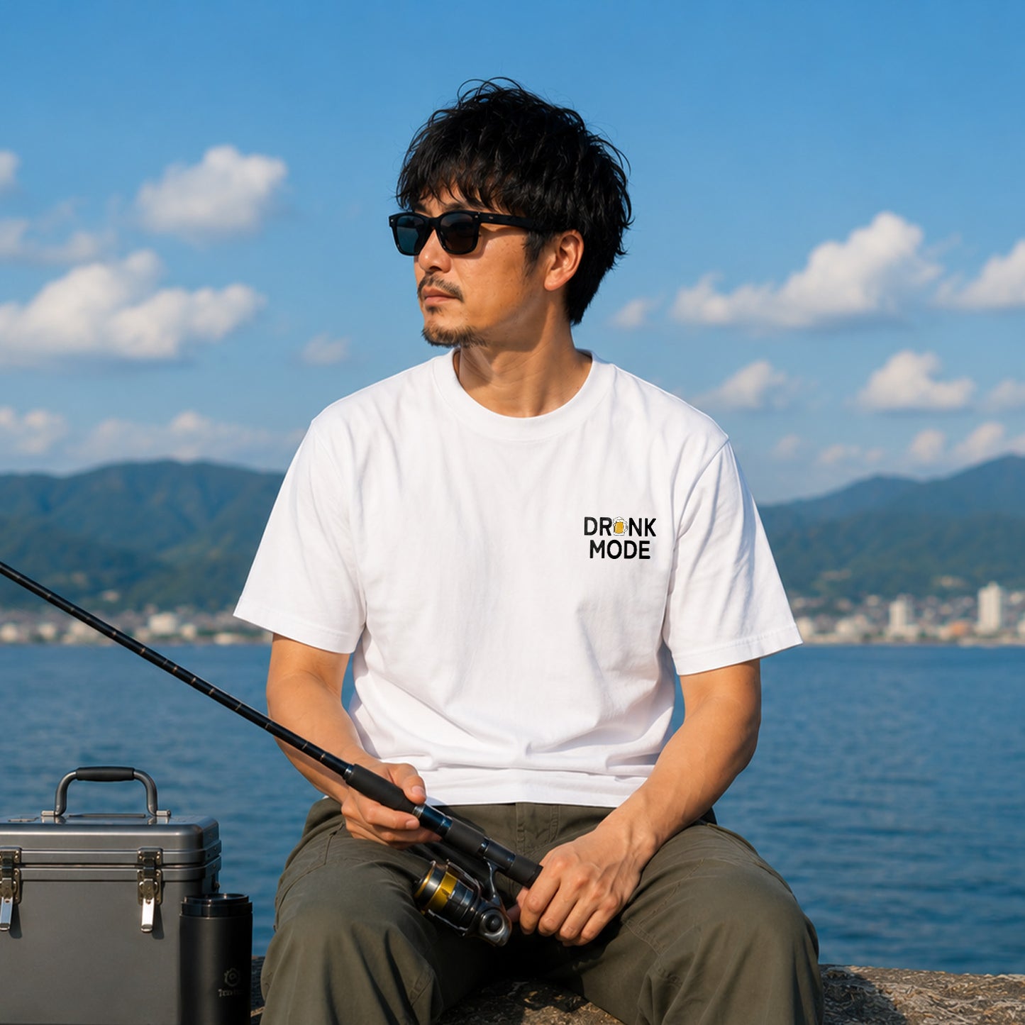 「BEER AND FISHING THIS MY LIFE」ビール＆釣りが好き Tシャツ