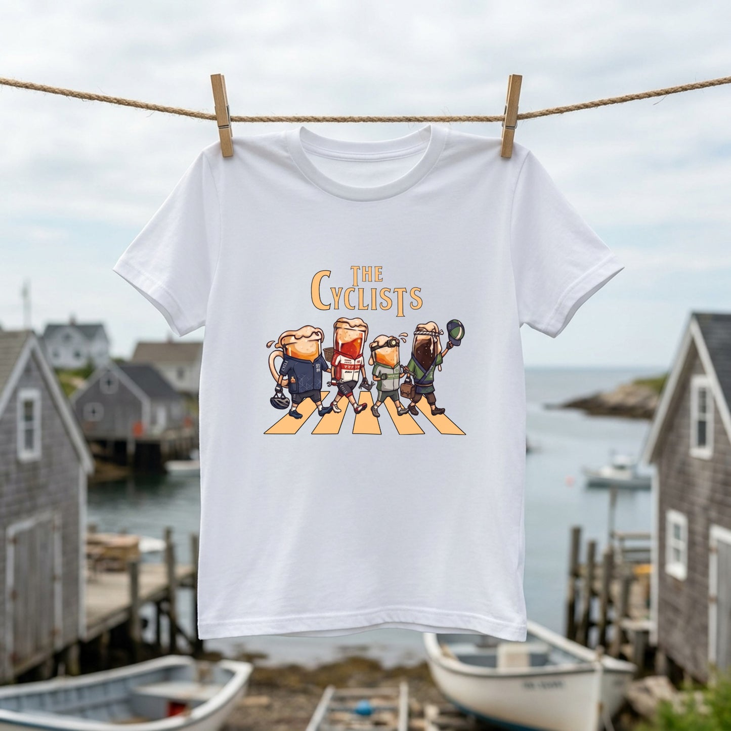 THE CYCLISTS | ビールたちのサイクリング 横断歩道 面白Tシャツ【自転車好き・ビール好き・ギフトに最適】