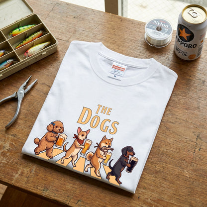 THE DOGS | 柴犬・プードル・チワワ・ダックスの乾杯 横断歩道 面白Tシャツ【愛犬家・ビール好き・ギフトに最適】