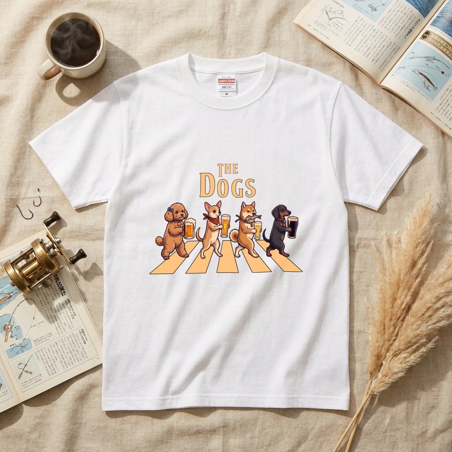 THE DOGS | 柴犬・プードル・チワワ・ダックスの乾杯 横断歩道 面白Tシャツ【愛犬家・ビール好き・ギフトに最適】