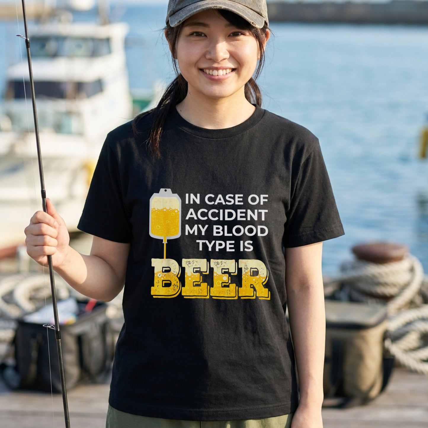 In Case of Accident My Blood Type is Beer Tシャツ ｜ ビール好き・お酒・おもしろ・ジョークに人気