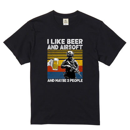 「I LIKE BEER AND AIRSOFT」ビール＆サバゲーが好き Tシャツ